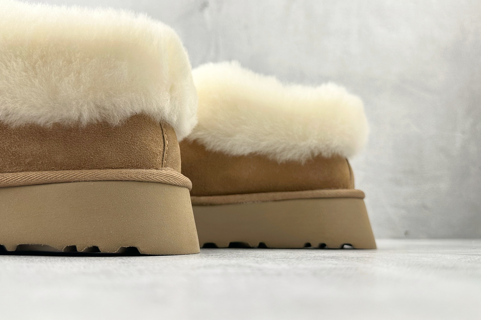 240 W Classic MINI II 栗色 1134810-CHE