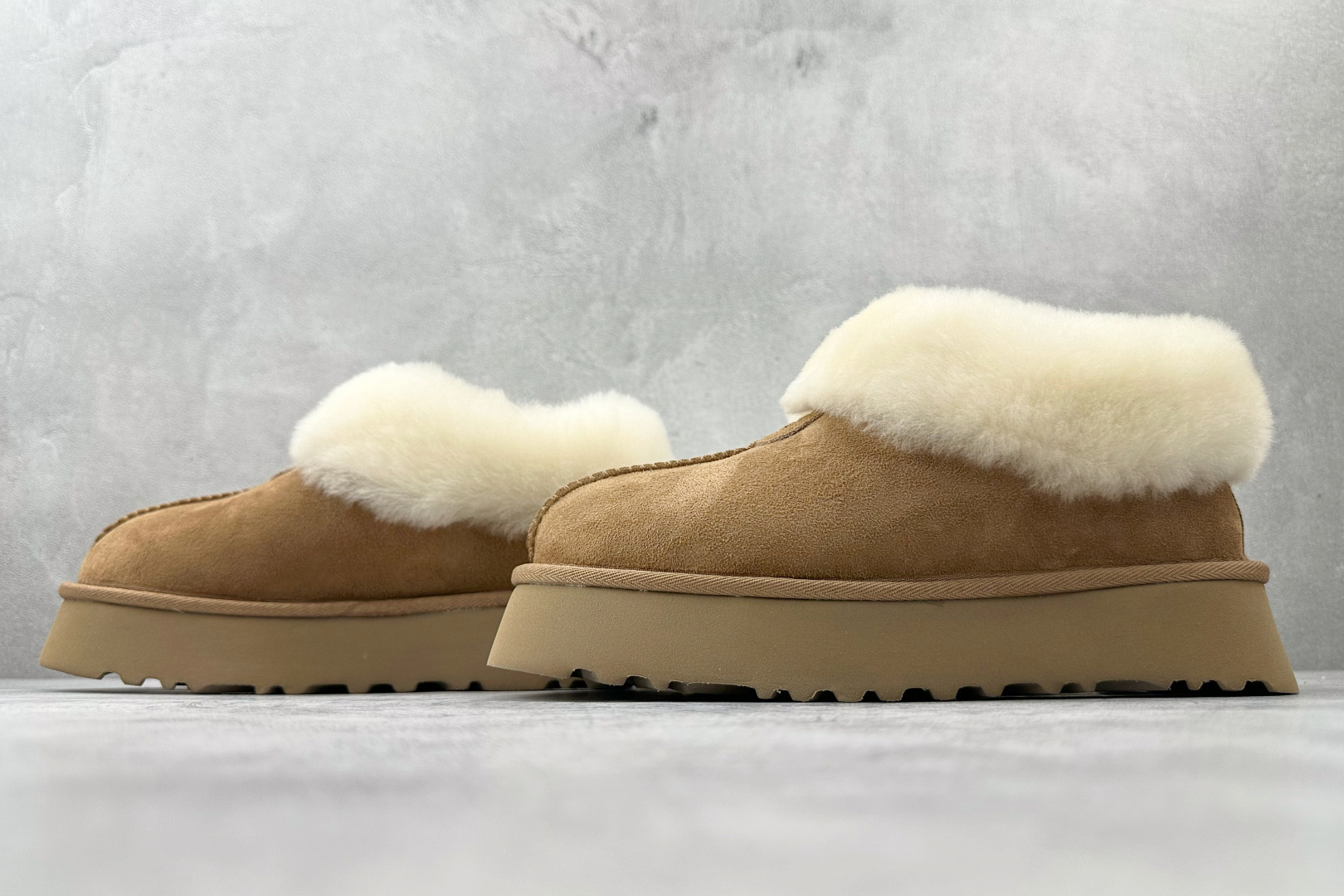 240 W Classic MINI II 栗色 1134810-CHE