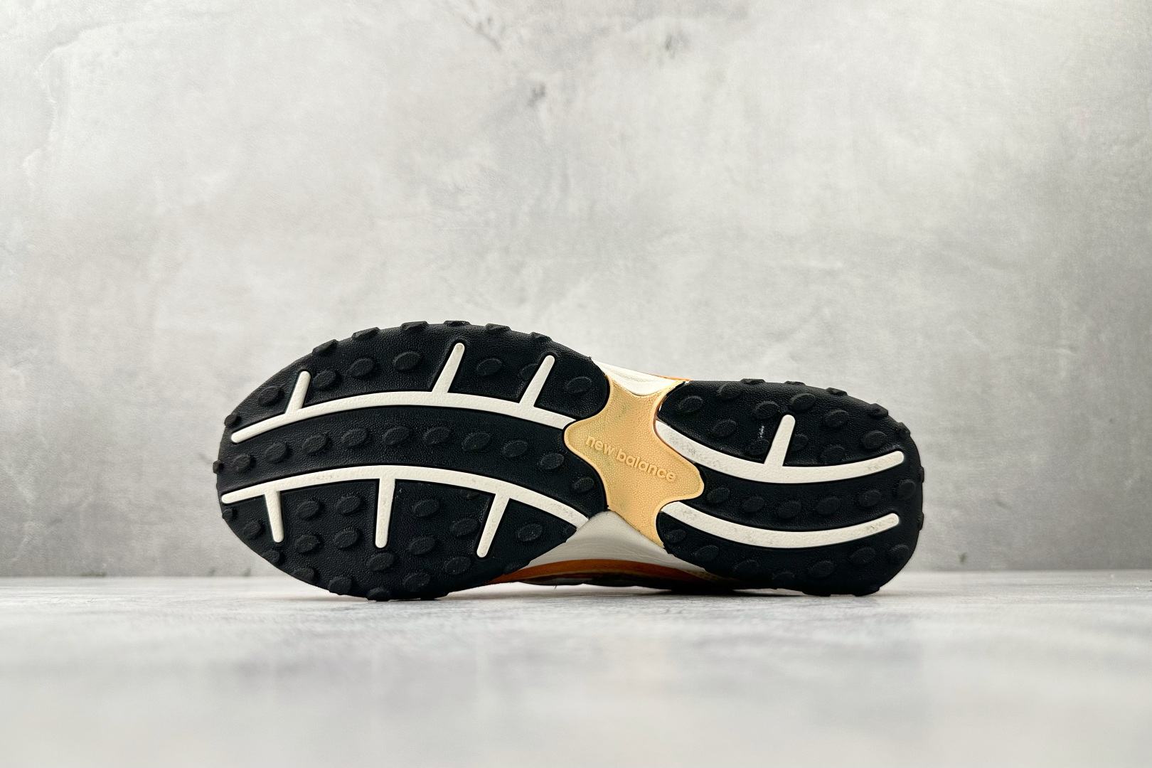 200 纯原出品 KITH x New Balance 204L 橙黄色 U204LKTI