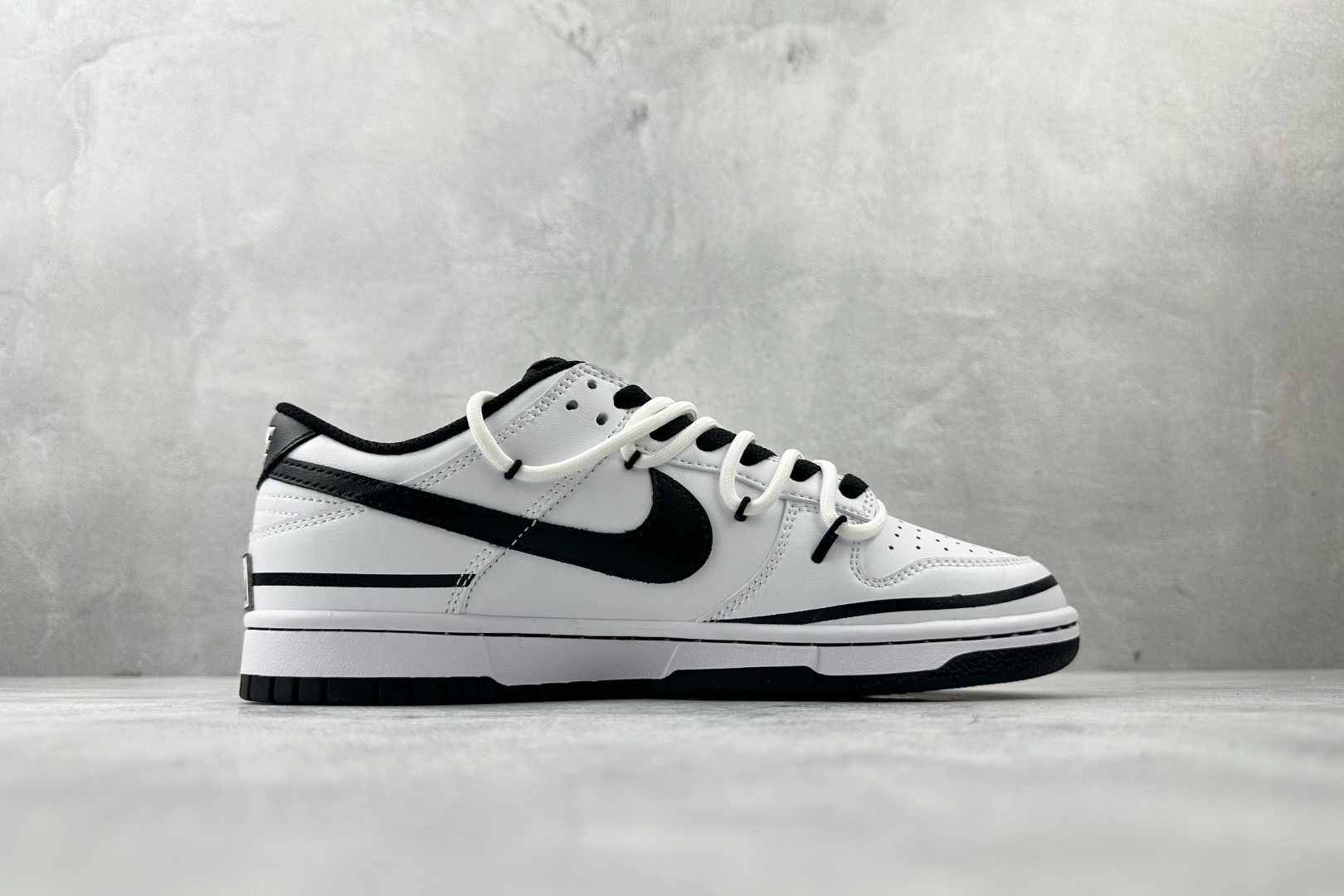 220 定制球鞋 Nike Dunk Retro ”Black” 秋名山车神 藤原拓海 黑白 DD1391-100