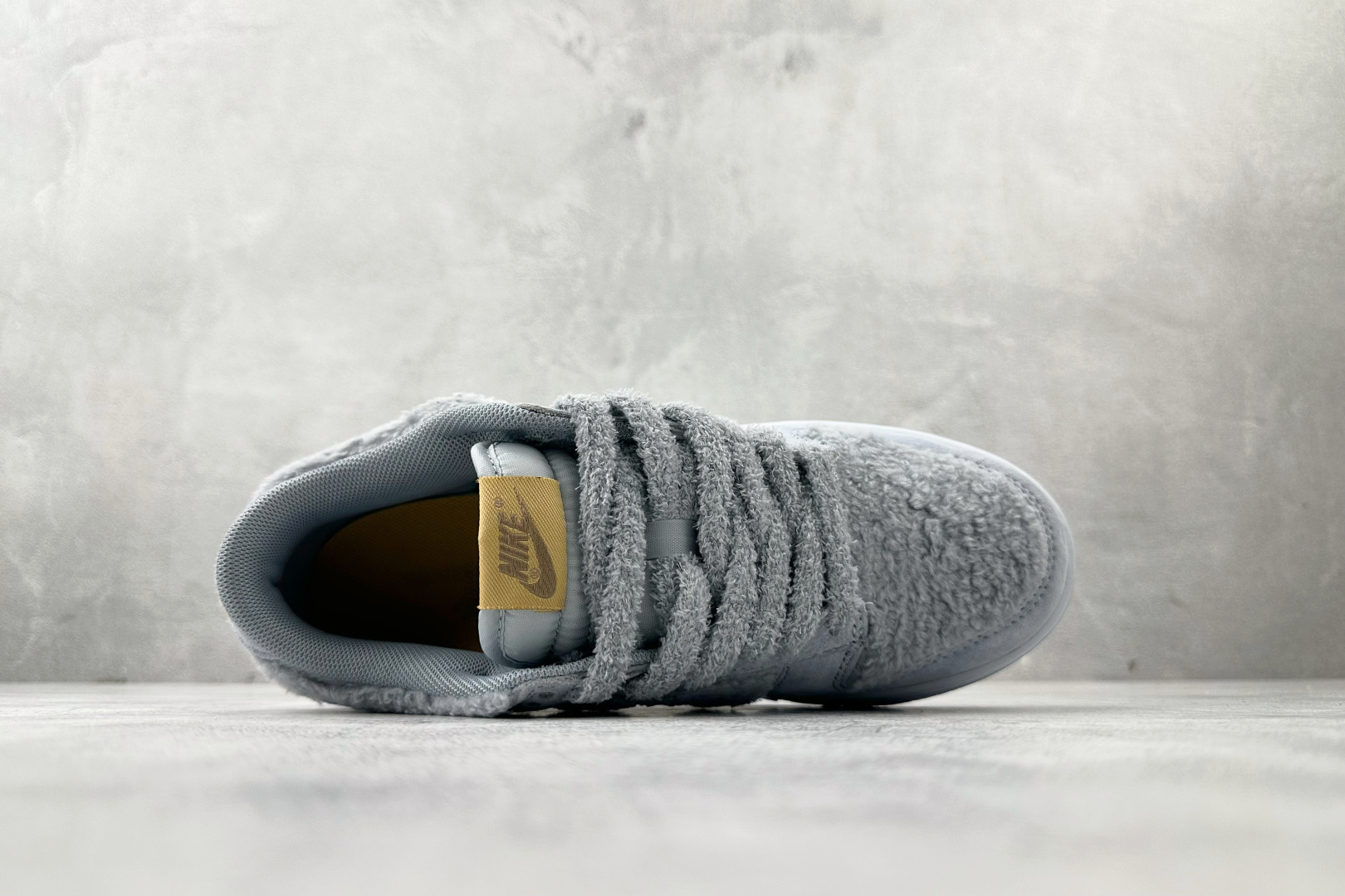 240 Nike BY POP MART LABUBU 海盐椰椰 GB6675-005