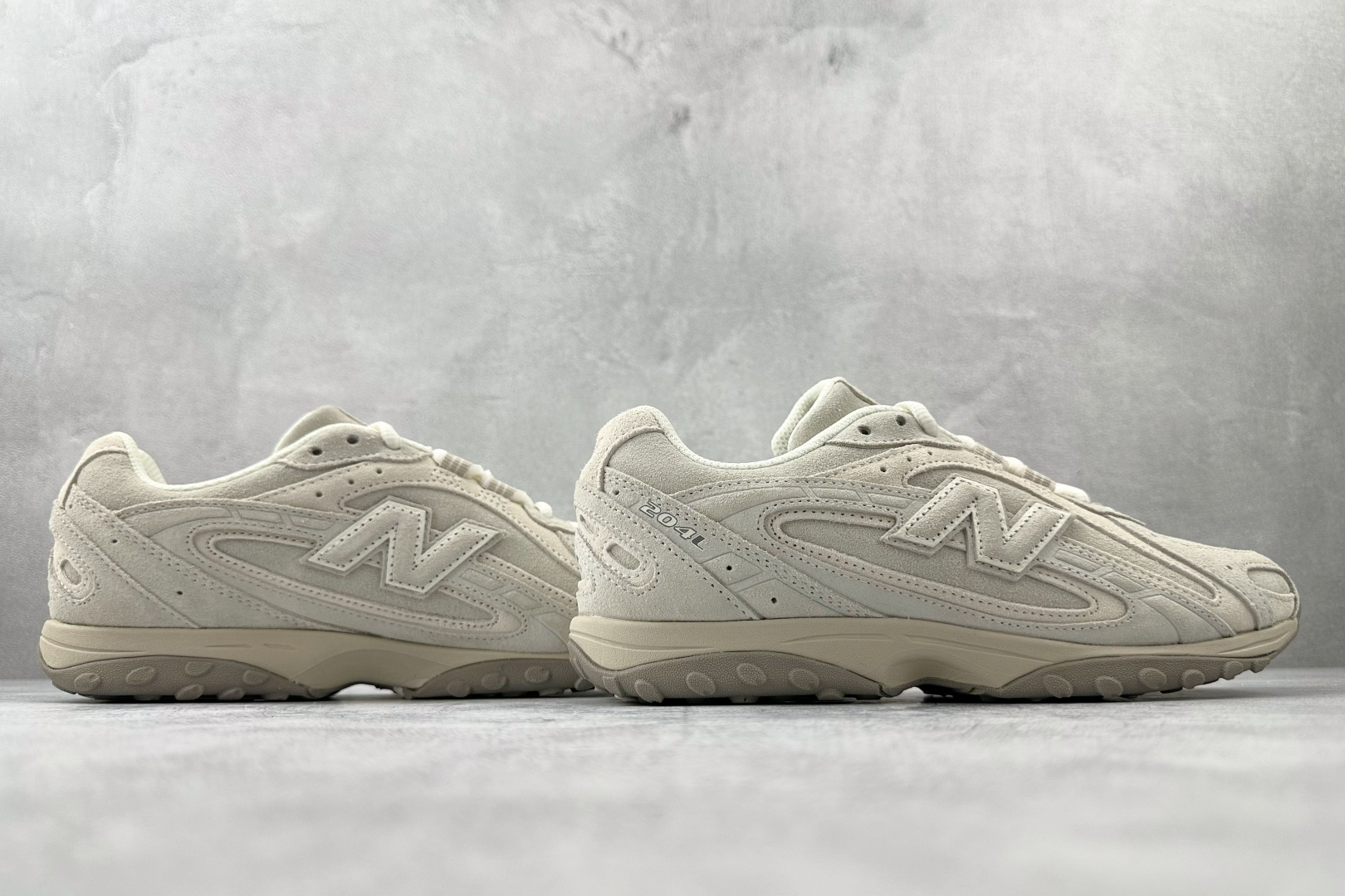 250 纯原 New Balance 204L 白色 U204LMMC