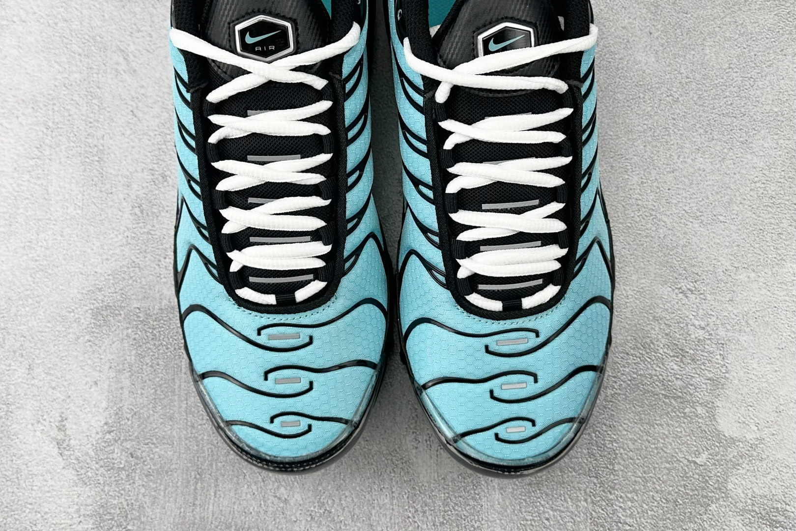 280 Nike Air Plus 蓝黑 CV8838-400