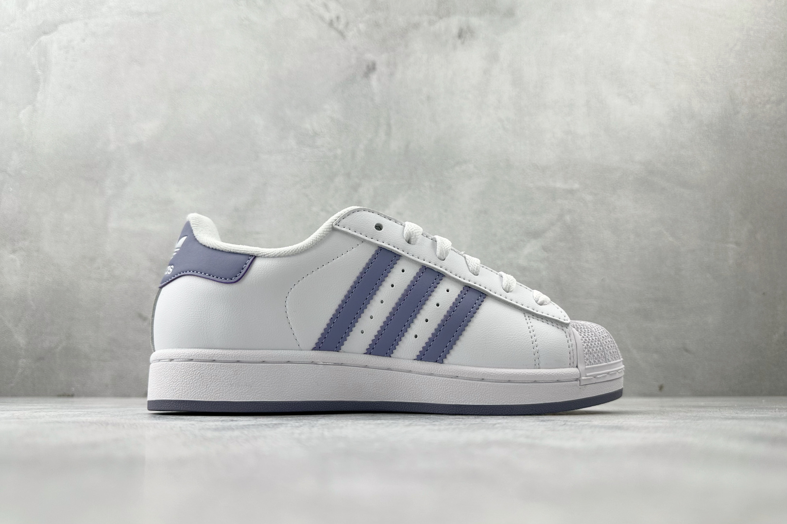 平台专供 adidas originals Superstar 2 白紫色货号：JS1373尺码：35.