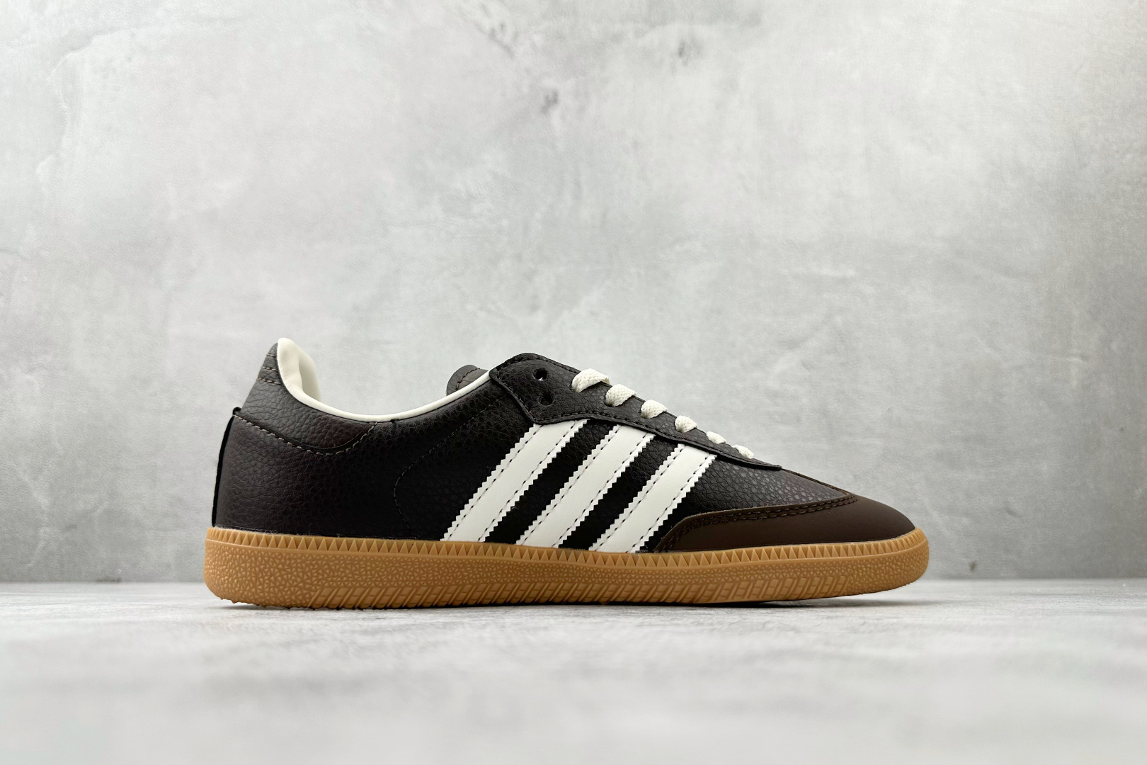 160 出口订单 adidas originals SAMBA 深棕色 JR0891