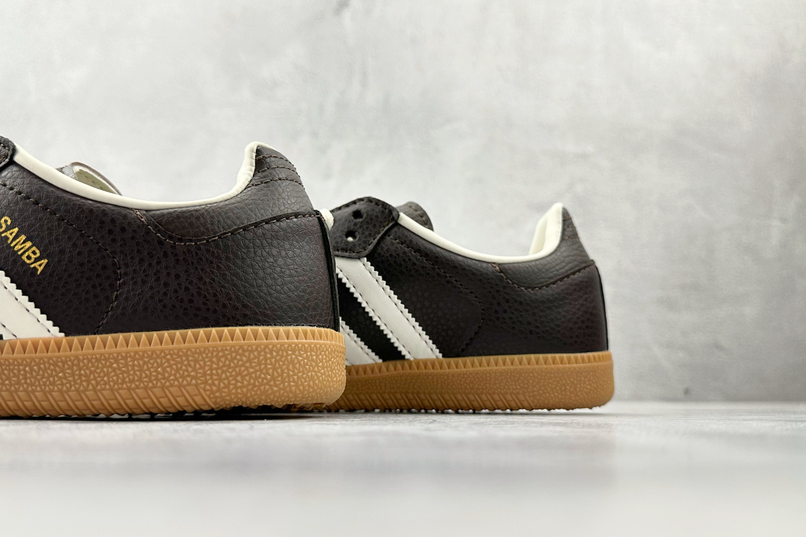 160 出口订单 adidas originals SAMBA 深棕色 JR0891