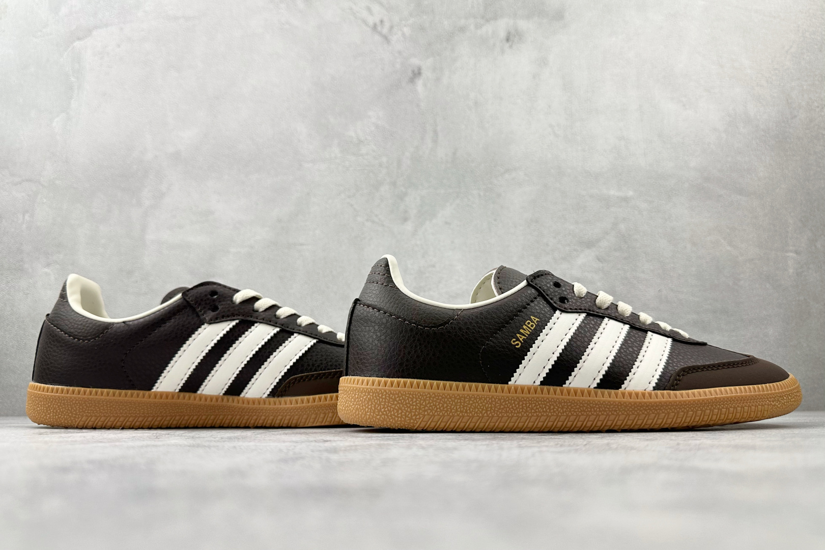 160 出口订单 adidas originals SAMBA 深棕色 JR0891