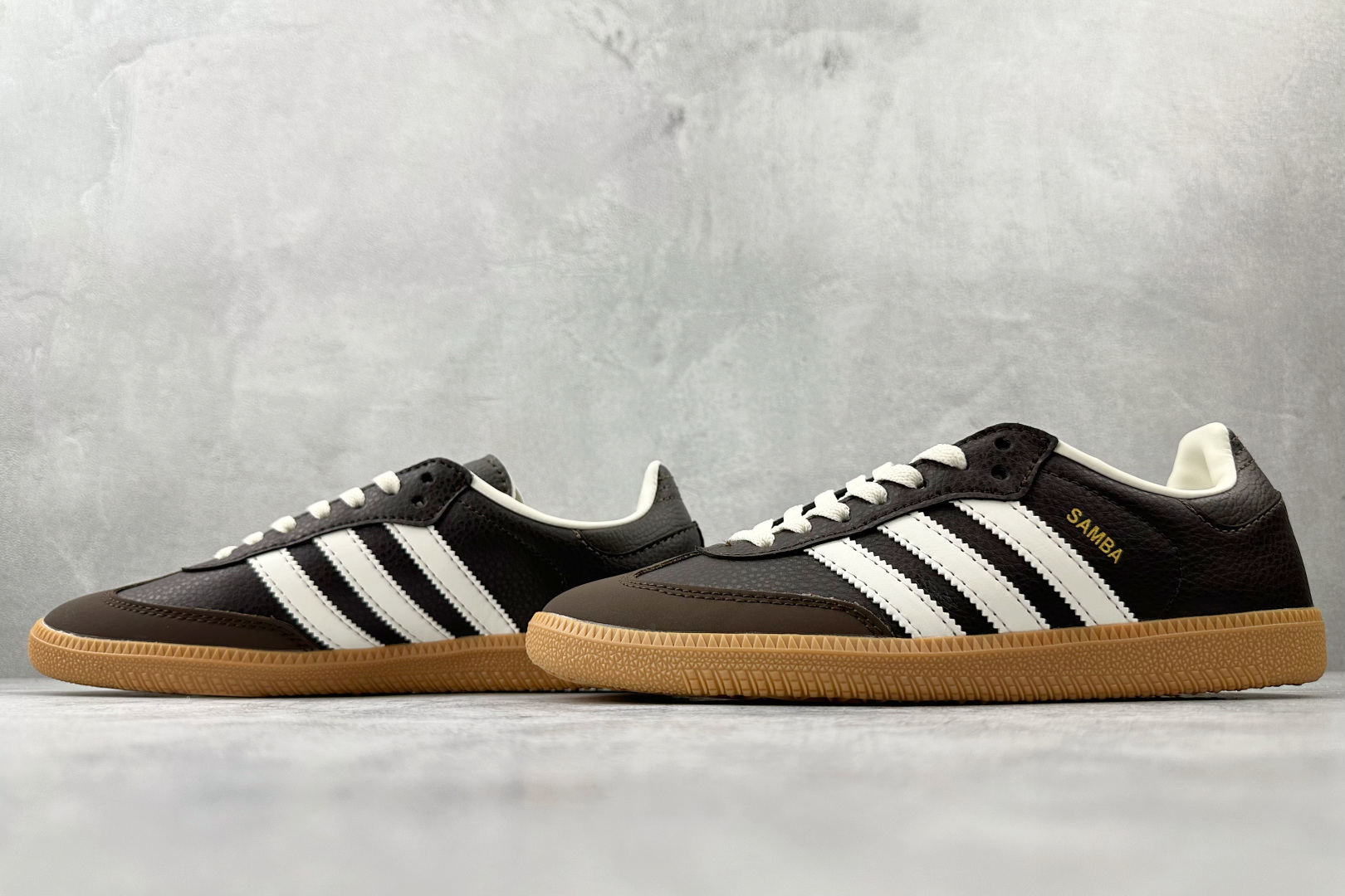 160 出口订单 adidas originals SAMBA 深棕色 JR0891