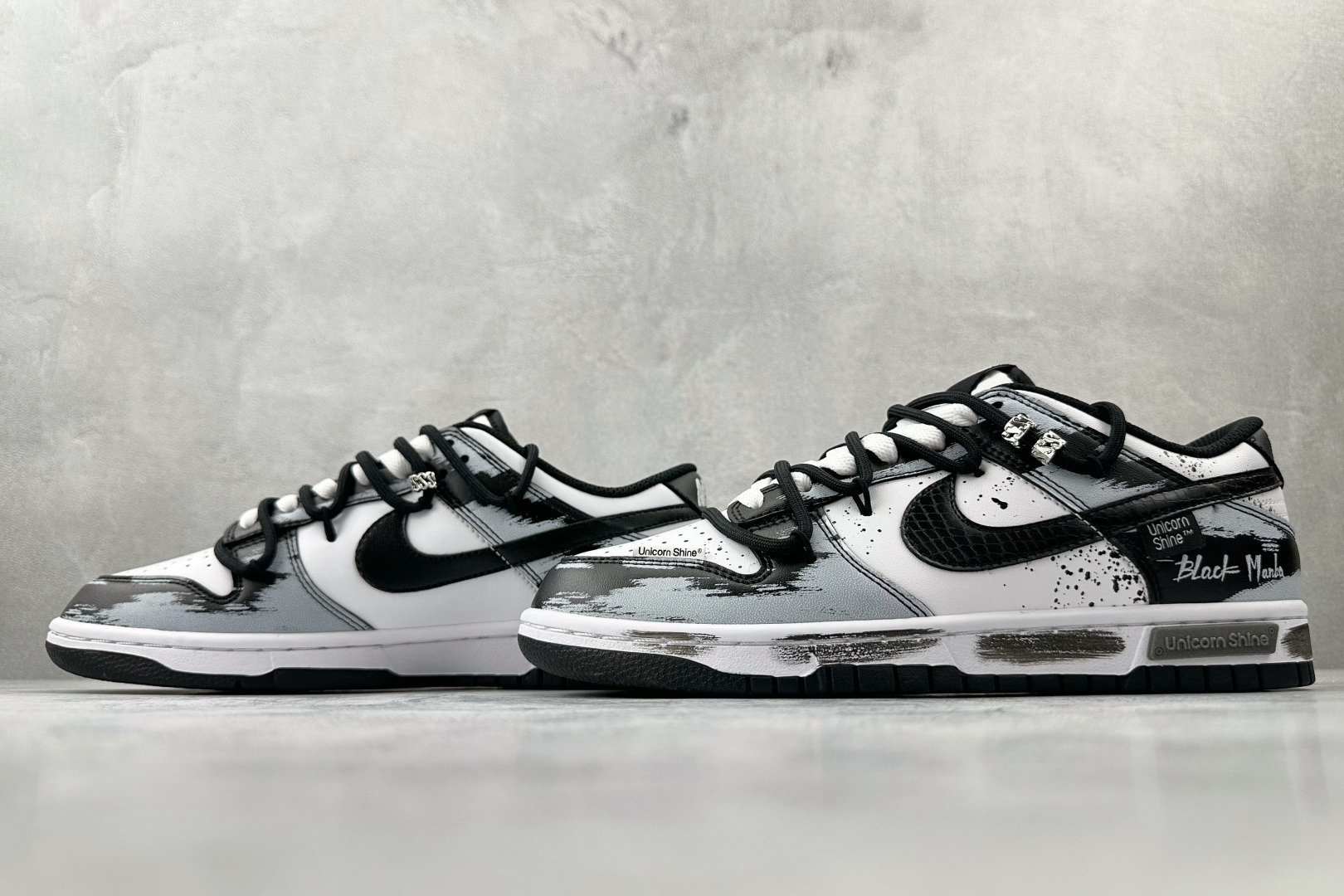 220 定制球鞋 Nike Dunk Low 死神曼巴 白黑灰 DD1503-101