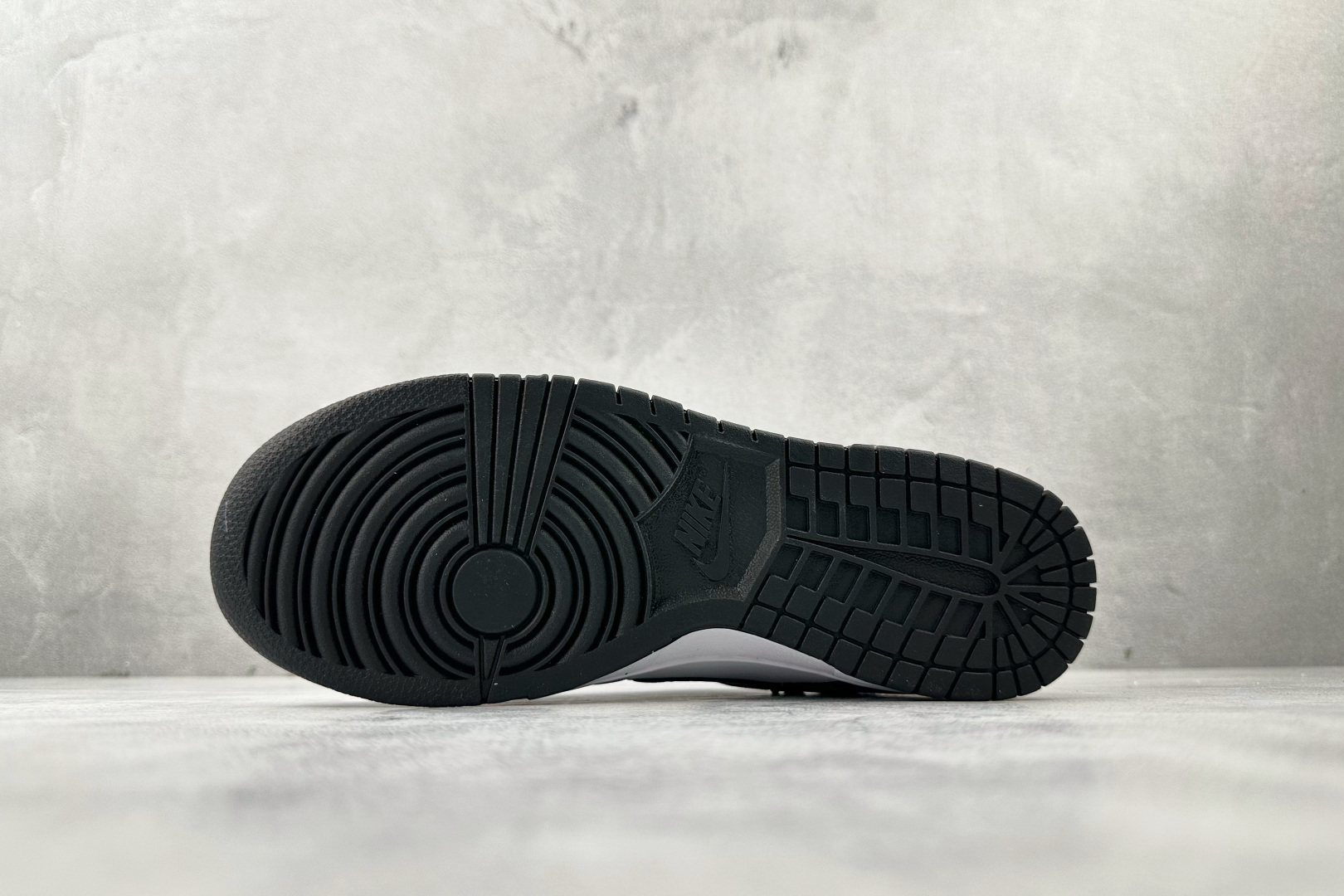 220 定制球鞋 Nike Dunk Low 死神曼巴 白黑灰 DD1503-101