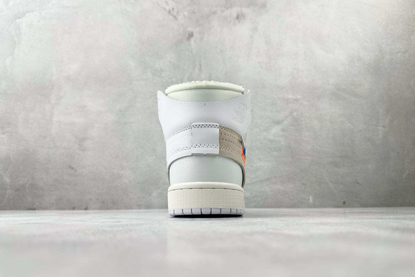 280 OFF-WHITE × Jordan Air Jordan 1 High White the ten 白蓝 欧洲限定 AQ0818-100