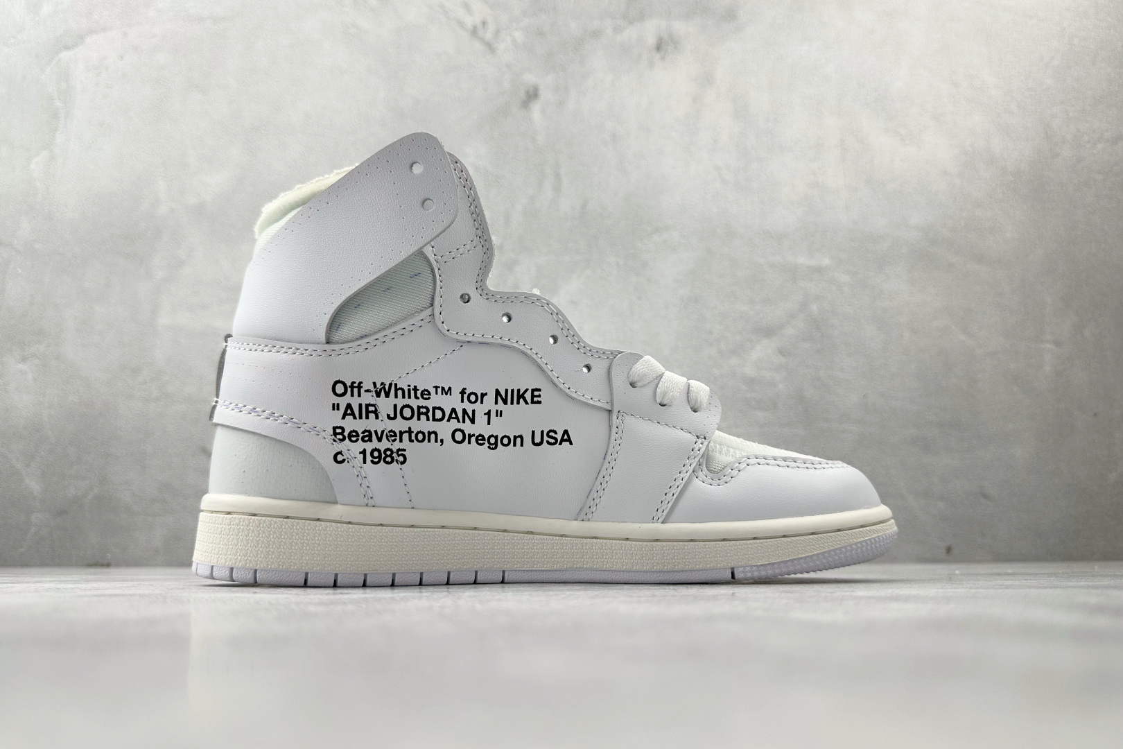 280 OFF-WHITE × Jordan Air Jordan 1 High White the ten 白蓝 欧洲限定 AQ0818-100