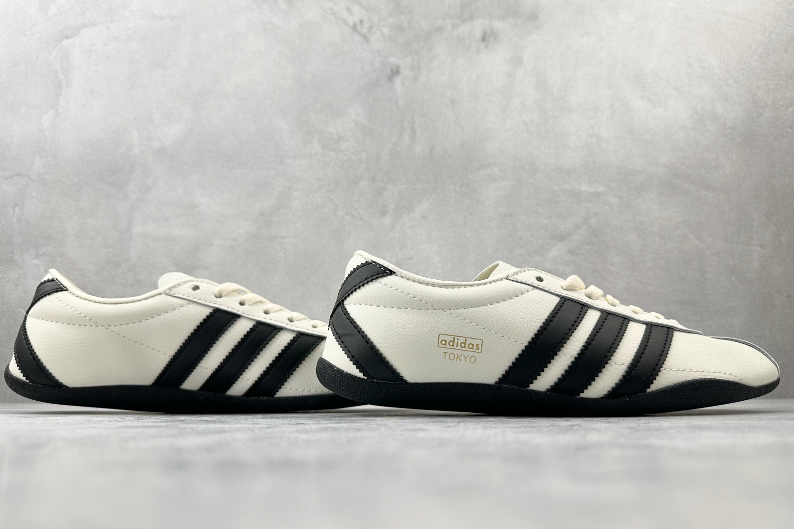 170 出口订单 adidas originals TOKYO 米白色 JQ0597-Chinese UA Cheap High Quatity Brand Clothes Bags handbags Sneakers wholesale wholesaler seller from China Factory suppliers Fashion Clothing Shoes best Quality Beautiful Price 170 出口订单 adidas originals TOKYO 米白色 JQ0597