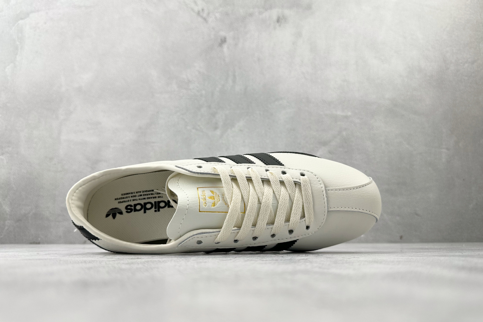 170 出口订单 adidas originals TOKYO 米白色 JQ0597-Chinese UA Cheap High Quatity Brand Clothes Bags handbags Sneakers wholesale wholesaler seller from China Factory suppliers Fashion Clothing Shoes best Quality Beautiful Price 170 出口订单 adidas originals TOKYO 米白色 JQ0597