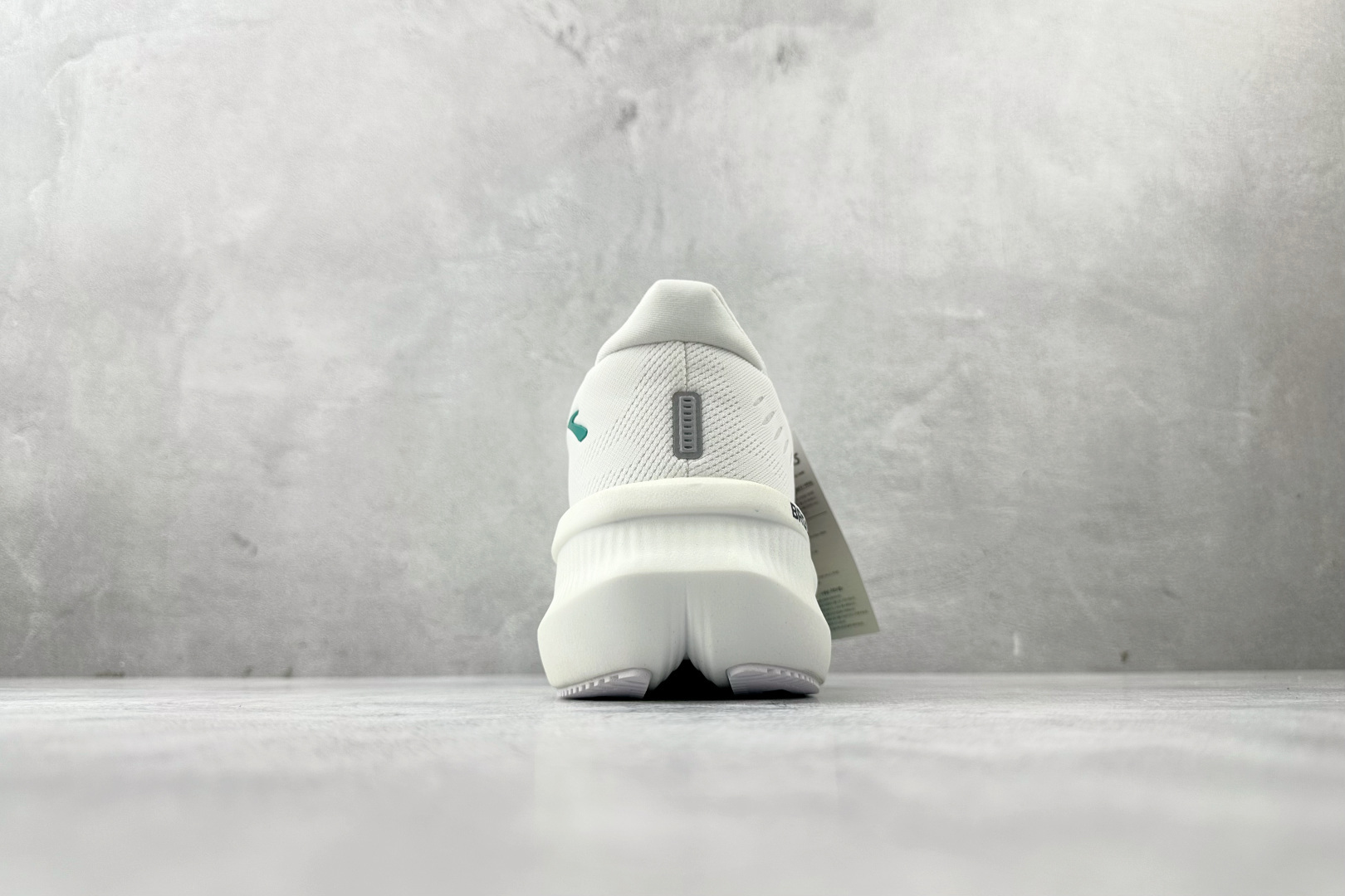 210 东南亚订单 Brooks布鲁克斯 Glycerin 2 白灰 220447-1D-099-Chinese UA Cheap High Quatity Brand Clothes Bags handbags Sneakers wholesale wholesaler seller from China Factory suppliers Fashion Clothing Shoes best Quality Beautiful Price 210 东南亚订单 Brooks布鲁克斯 Glycerin 2 白灰 220447-1D-099