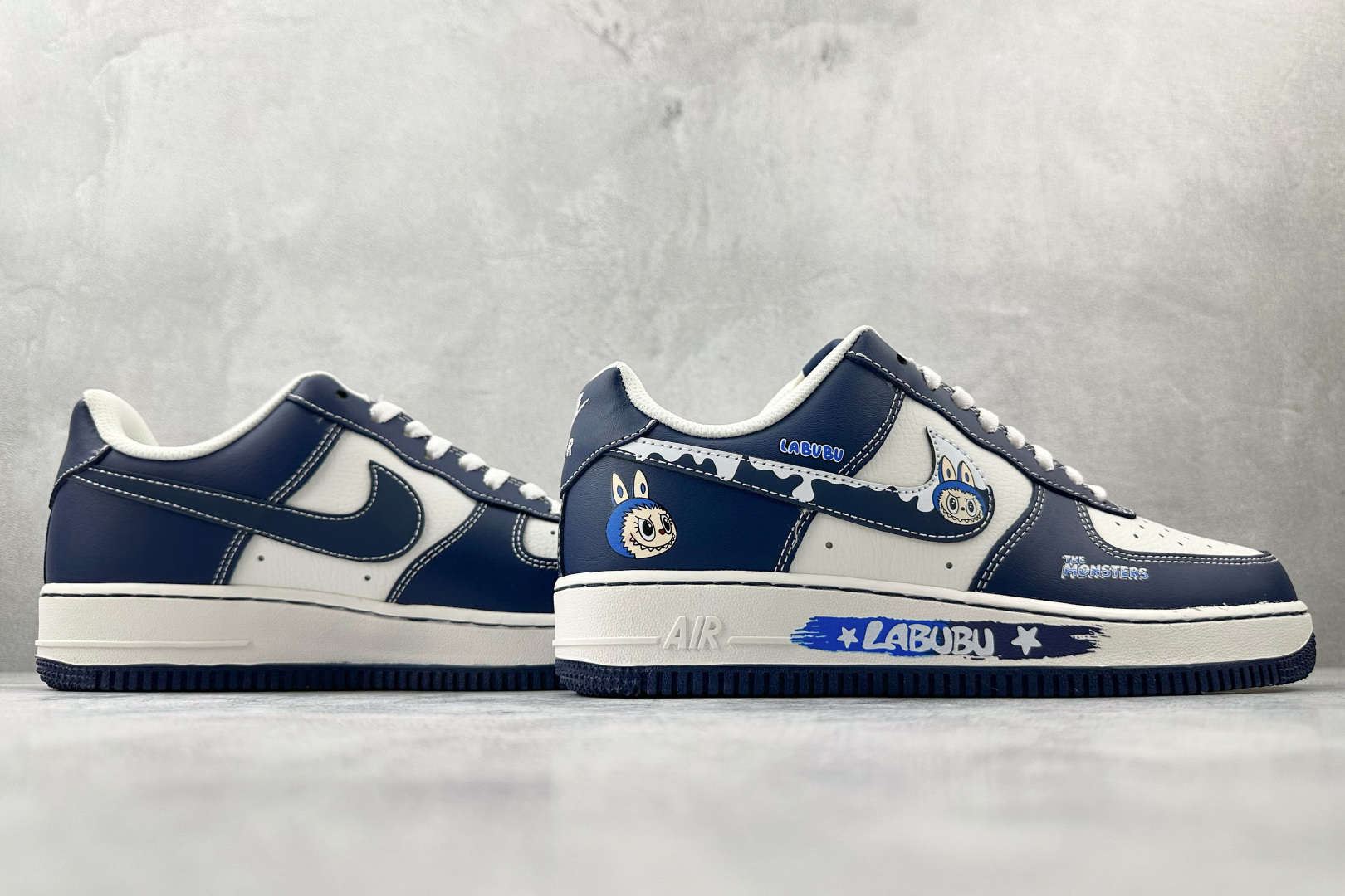 260 Nike Air Force 1 07 labubu 联名 蓝白 KJ5188-002-Chinese UA Cheap High Quatity Brand Clothes Bags handbags Sneakers wholesale wholesaler seller from China Factory suppliers Fashion Clothing Shoes best Quality Beautiful Price 260 Nike Air Force 1 07 labubu 联名 蓝白 KJ5188-002