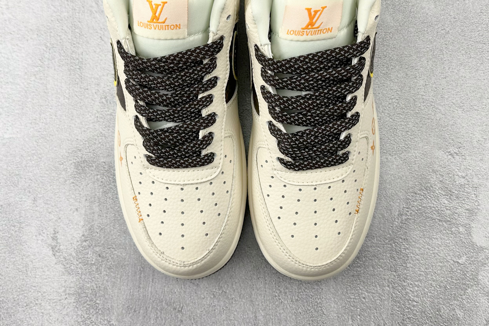 Nike Air Force 1 07 LV 联名 米白棕 DD1982-302