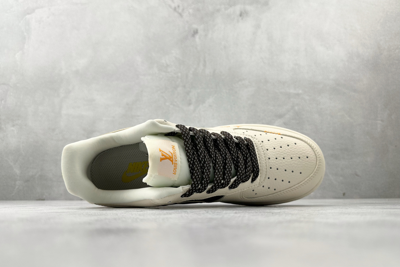 Nike Air Force 1 07 LV 联名 米白棕 DD1982-302
