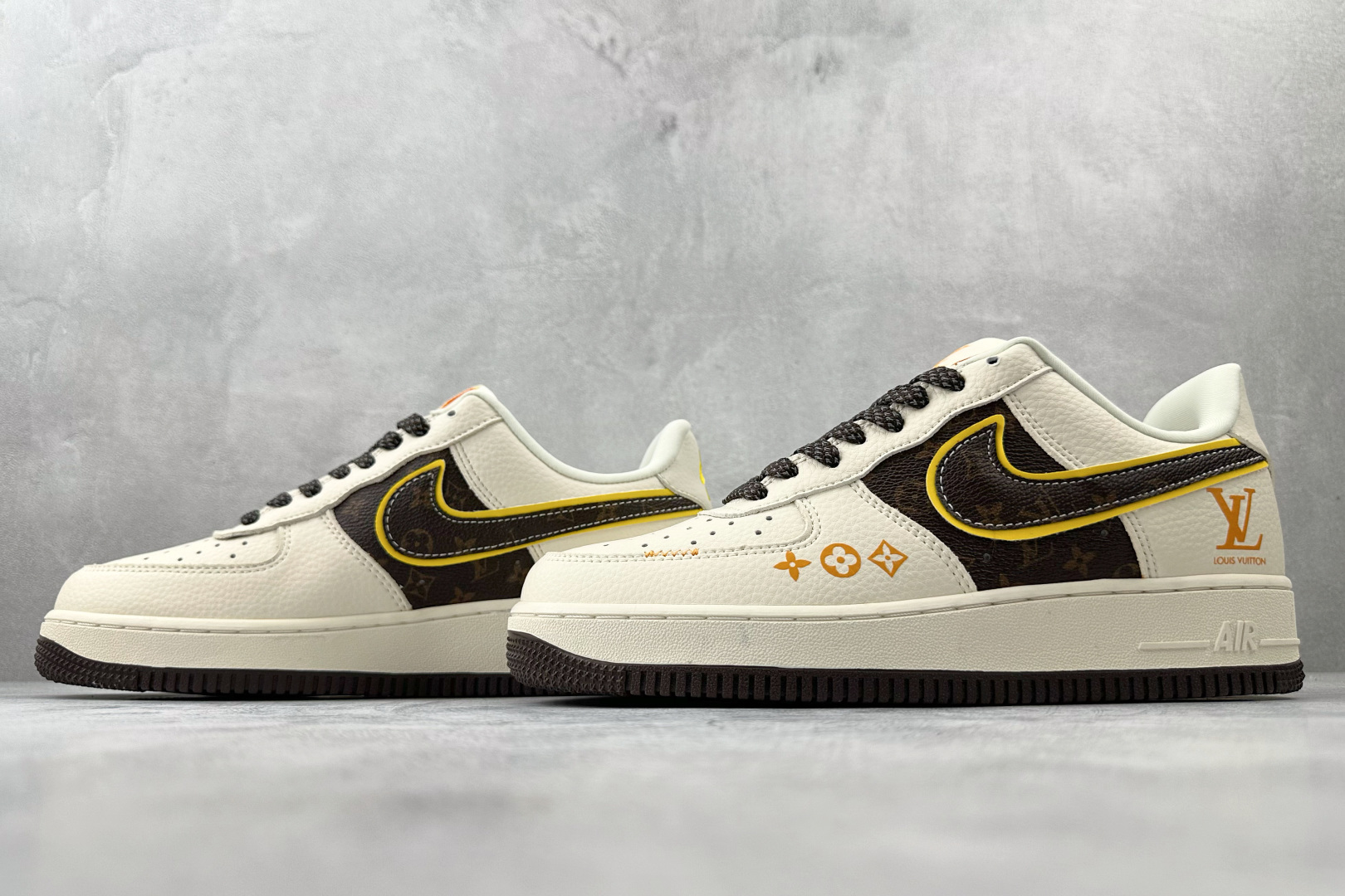 Nike Air Force 1 07 LV 联名 米白棕 DD1982-302