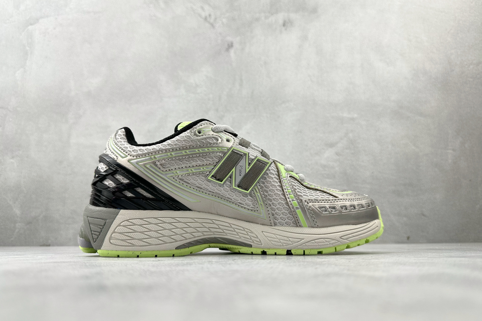 200 纯原出品 New Balance NB 1906R 绿黑色 U1906RCQ