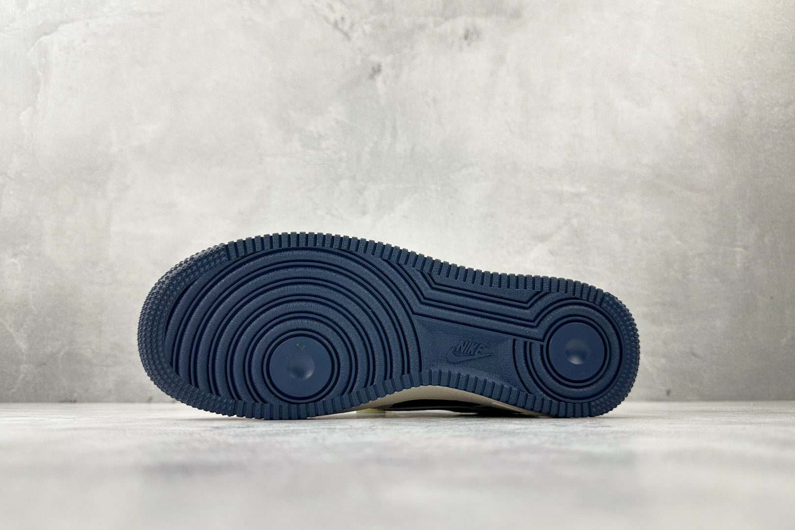 260 Nike Air Force 1 07 supreme 联名 米白蓝 XY2025-001