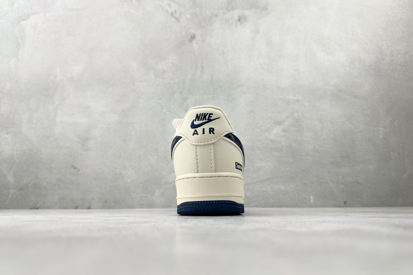 260 Nike Air Force 1 07 supreme 联名 米白蓝 XY2025-001