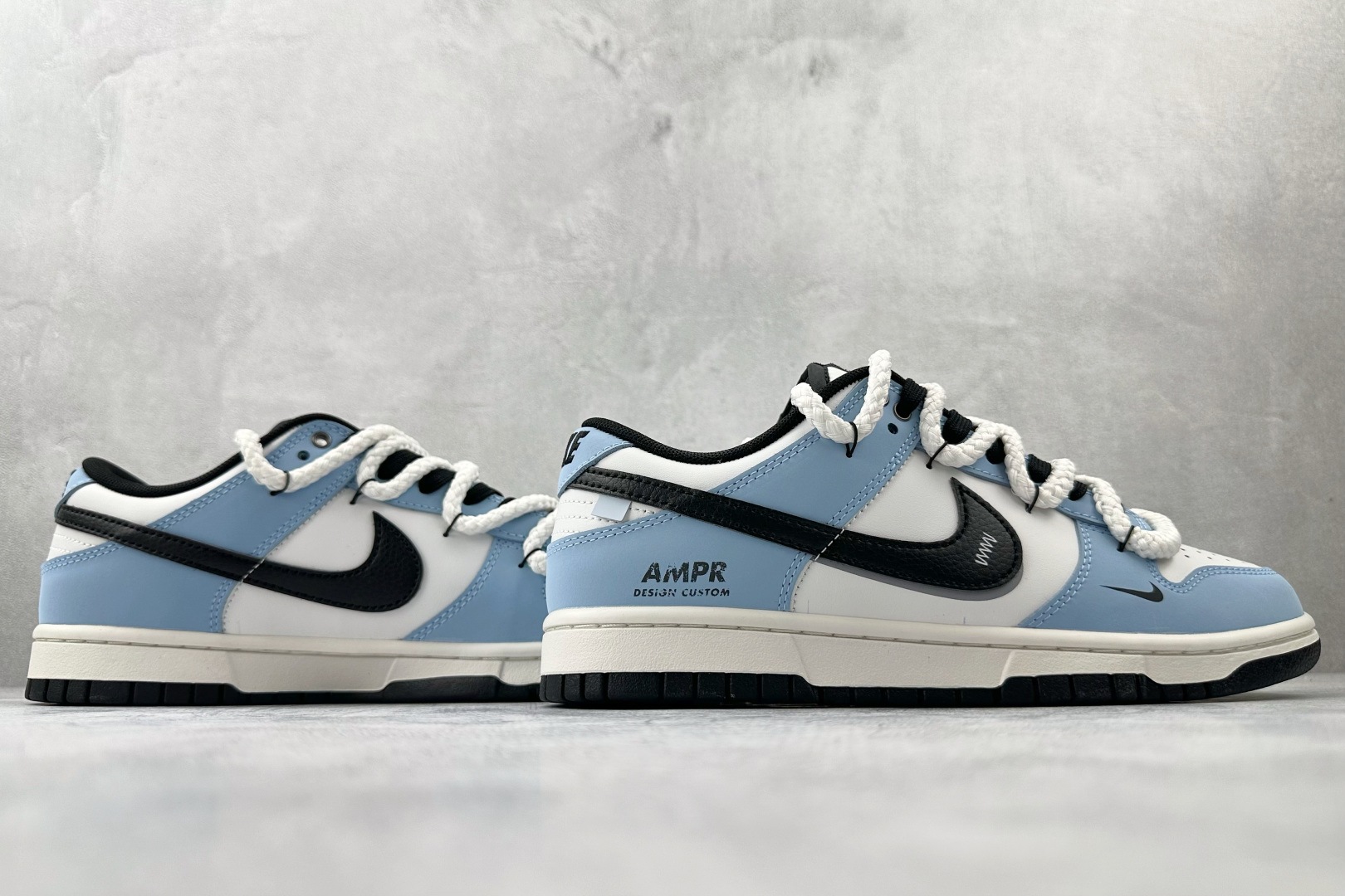 300 定制球鞋 Nike Dunk 逍遥游 蓝白黑 BB0620-113