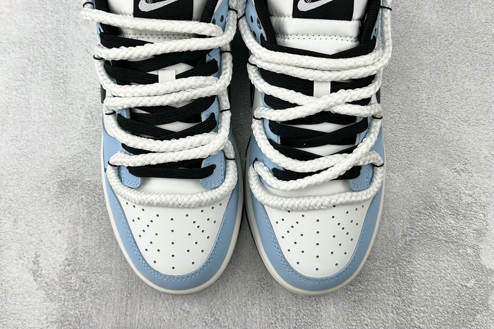 300 定制球鞋 Nike Dunk 逍遥游 蓝白黑 BB0620-113