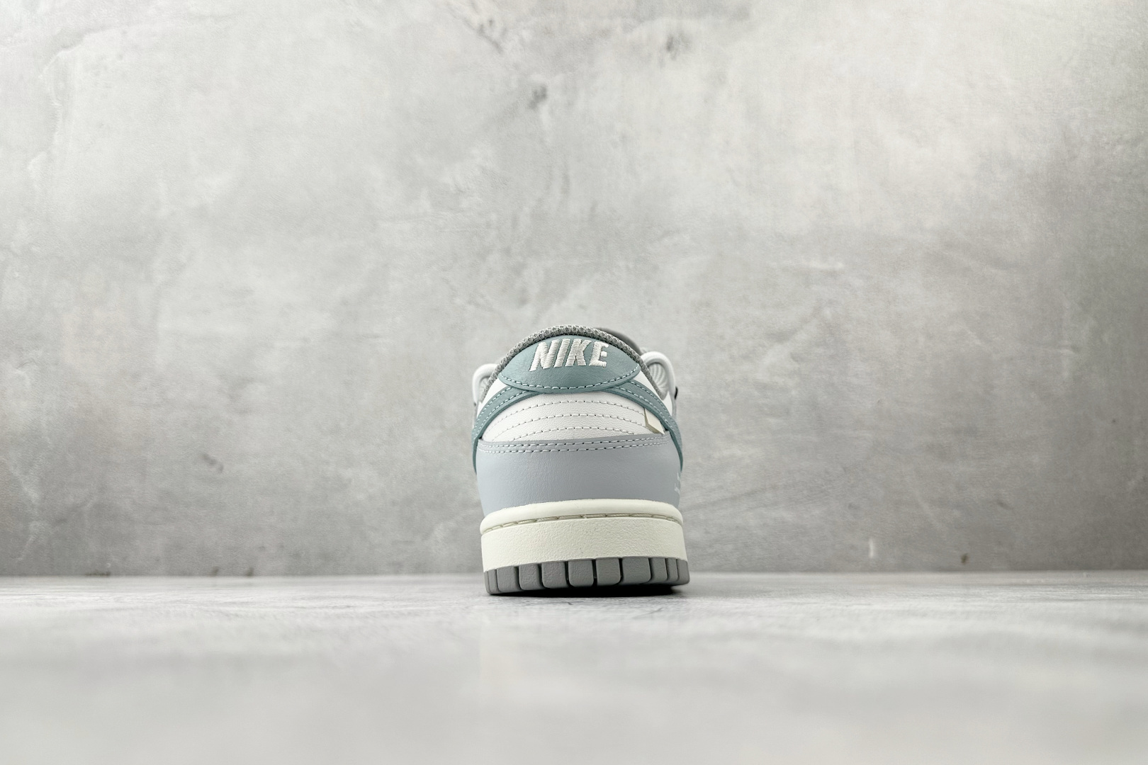 300 定制球鞋 Nike Dunk 诗和远方 灰白 GG0508-037
