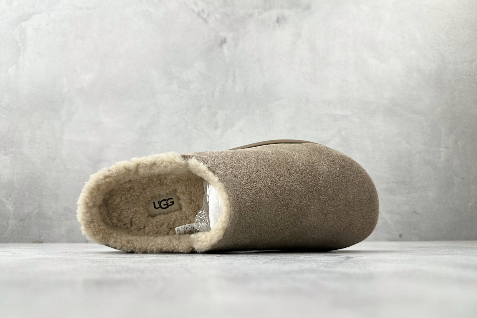240 UGG W EVERSHEEPSKINS 羚羊棕色 1057780 ALP