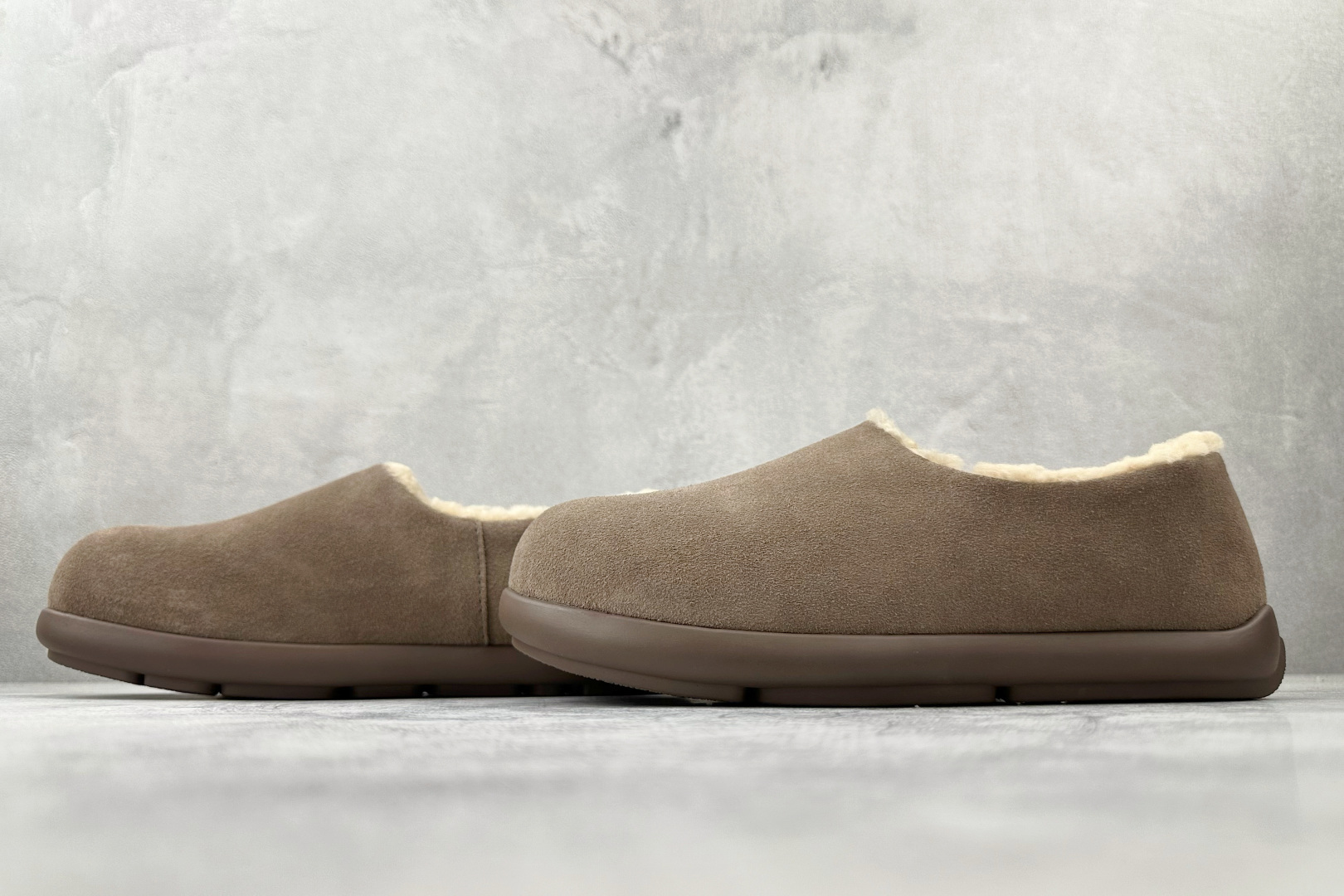 250 UGG W EVERSHEEPSKINS 浅咖灰色 1057780-2 JGL