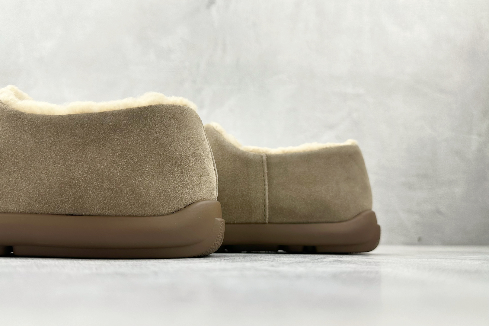 UGG W EVERSHEEPSKINS 羚羊棕色 1057780-2 ALP