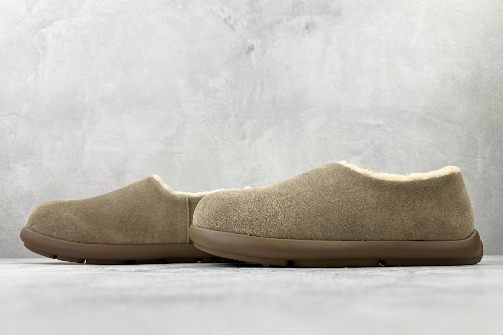 UGG W EVERSHEEPSKINS 羚羊棕色 1057780-2 ALP