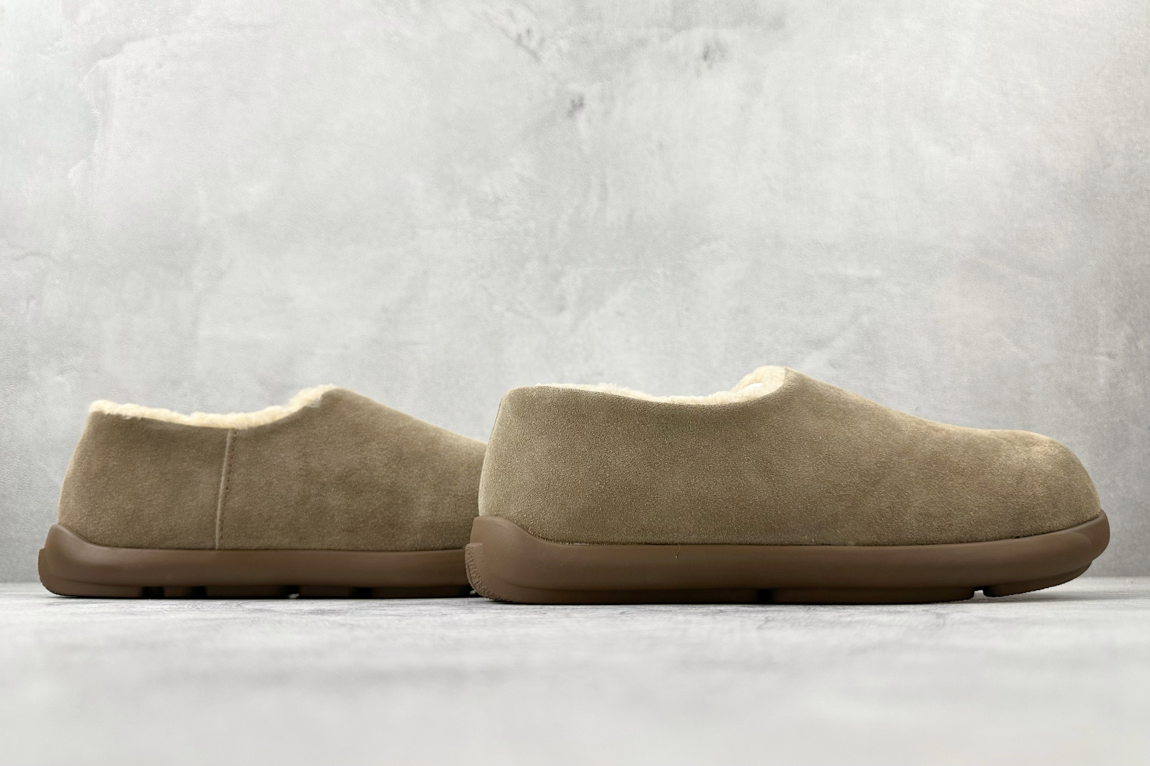 UGG W EVERSHEEPSKINS 羚羊棕色 1057780-2 ALP
