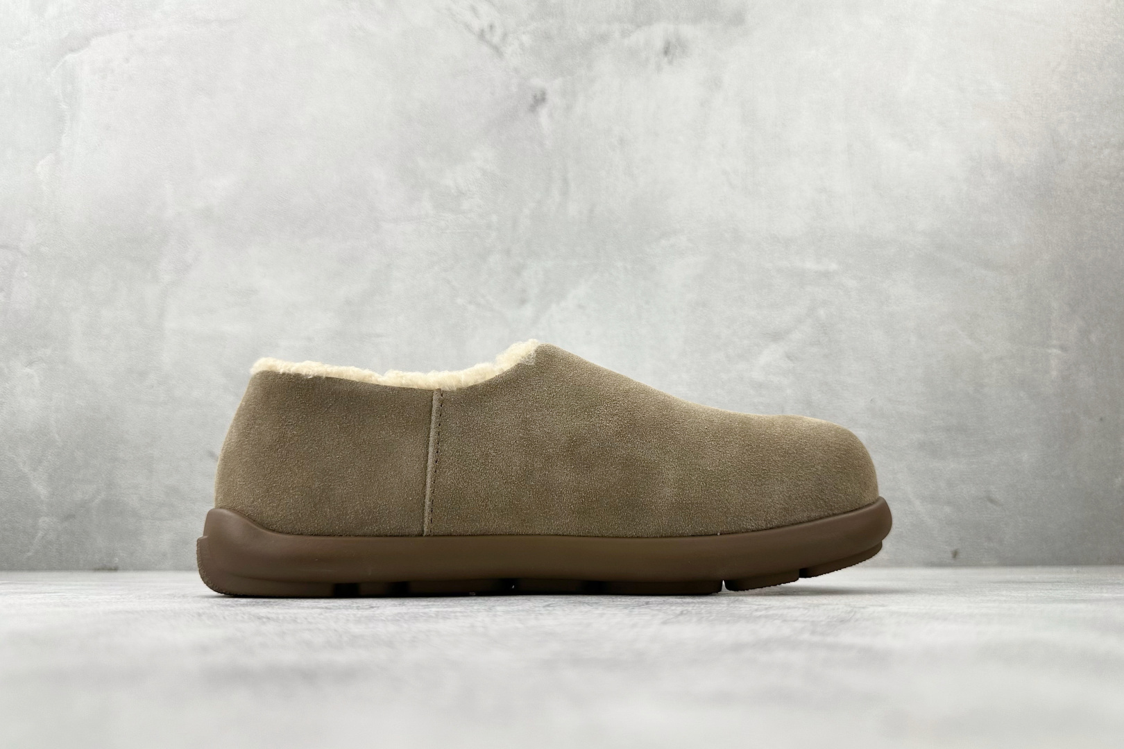 UGG W EVERSHEEPSKINS 羚羊棕色 1057780-2 ALP