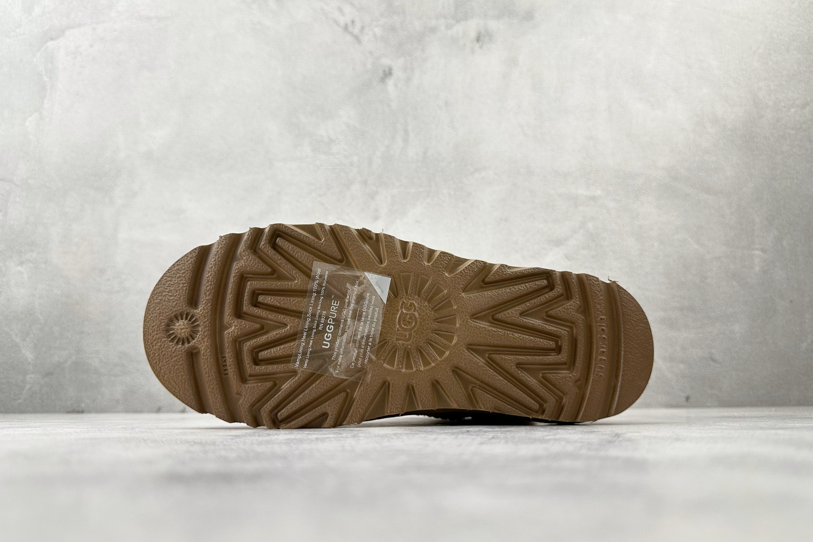 230 UGG Bailey Mini Bailey Button II Boot 栗色 1016422 CHE