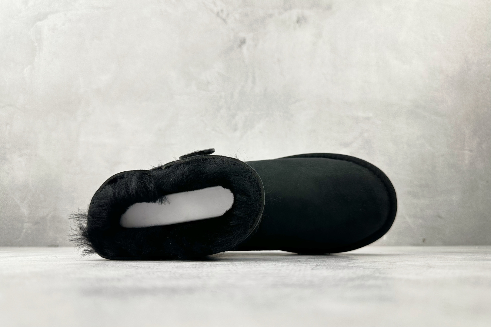 230 UGG Bailey Mini Bailey Button II Boot 黑色 1016422 BLK