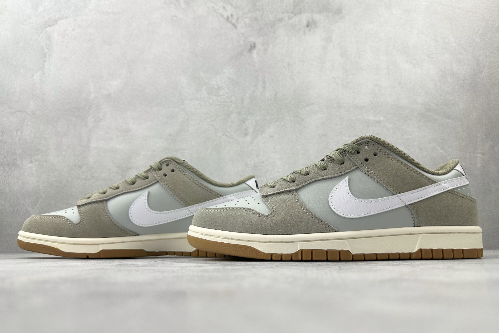 220 Nike Dunk Low 灰绿 IB6399-002