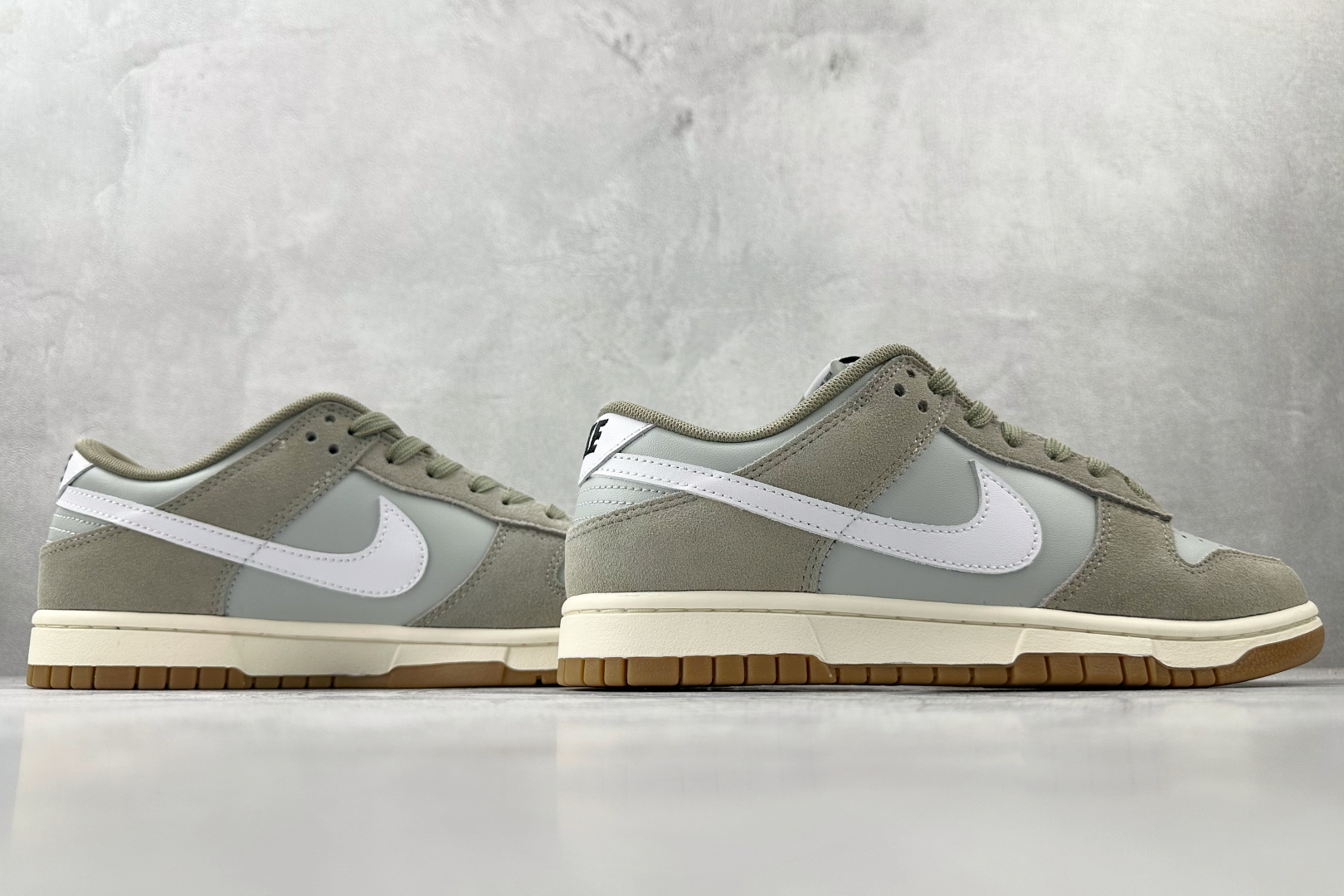 220 Nike Dunk Low 灰绿 IB6399-002