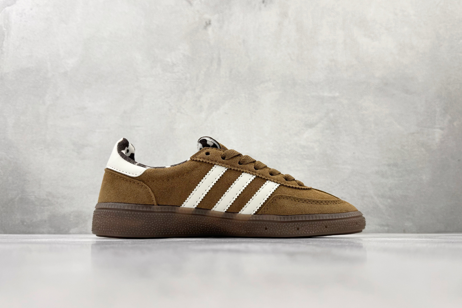 160 出口订单 adidas originals HANDBALL SPEZIAL白棕 JR5007