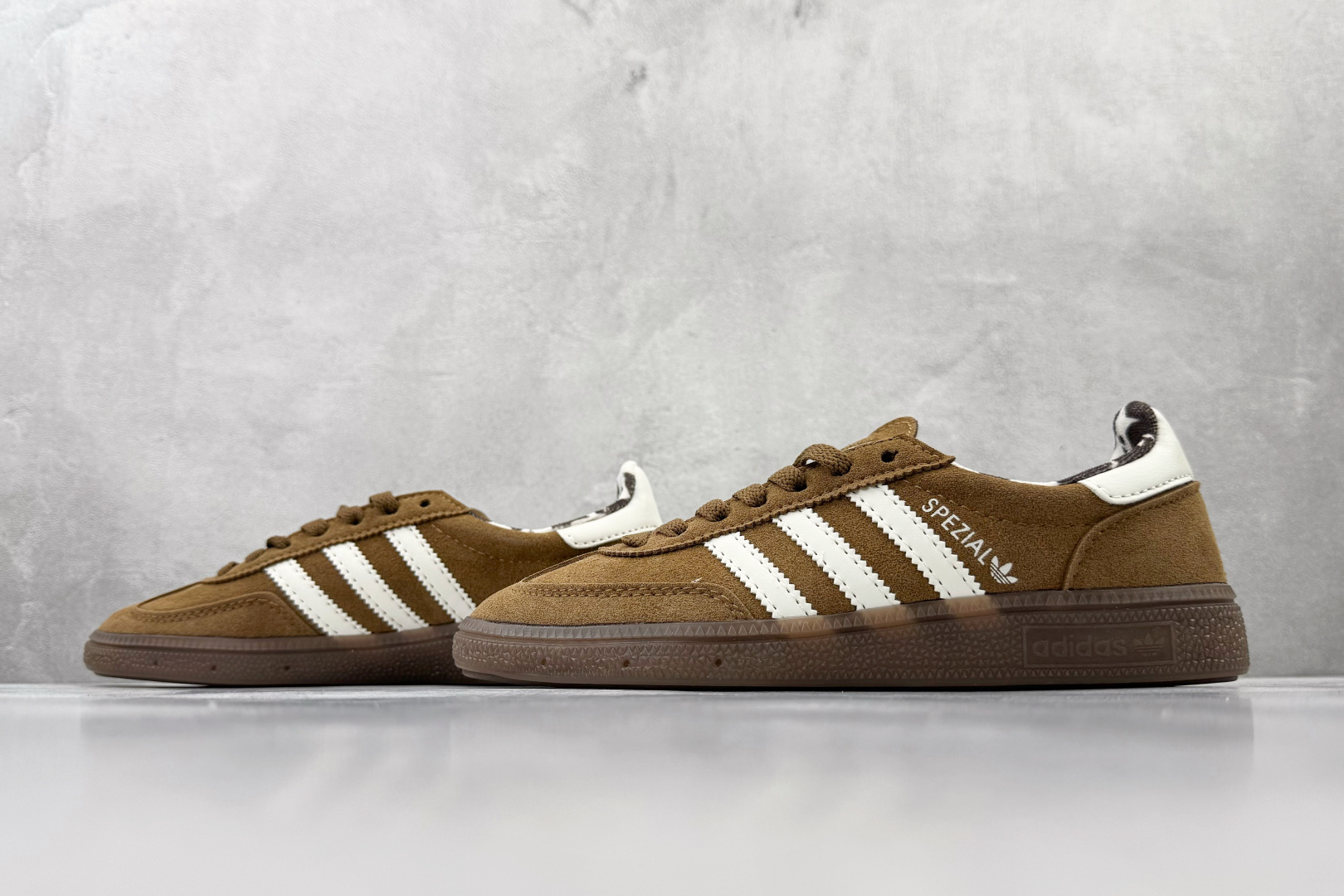 160 出口订单 adidas originals HANDBALL SPEZIAL白棕 JR5007