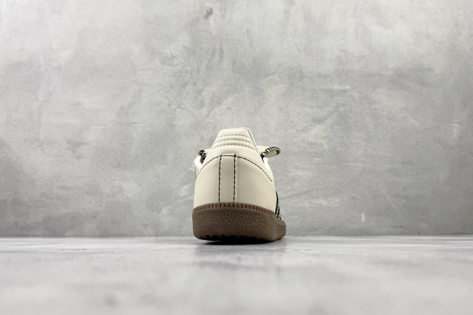 160 出口订单 adidas originals Samba LT 白色 JQ7088