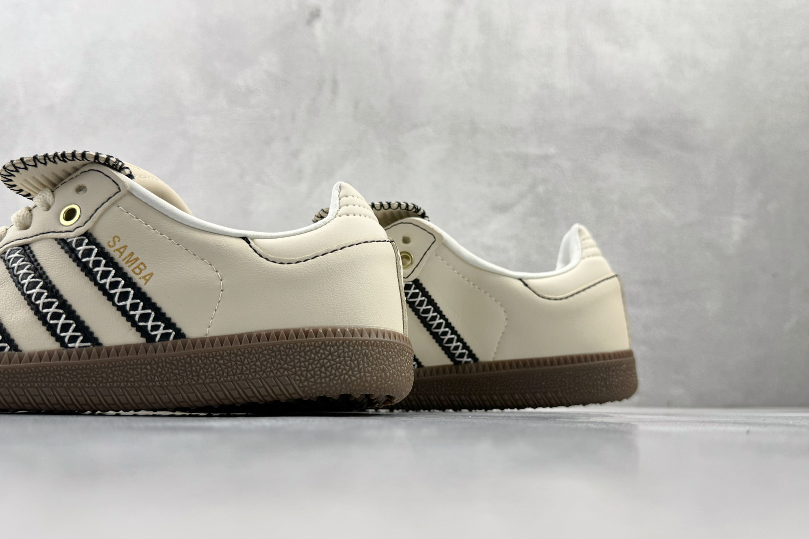 160 出口订单 adidas originals Samba LT 白色 JQ7088