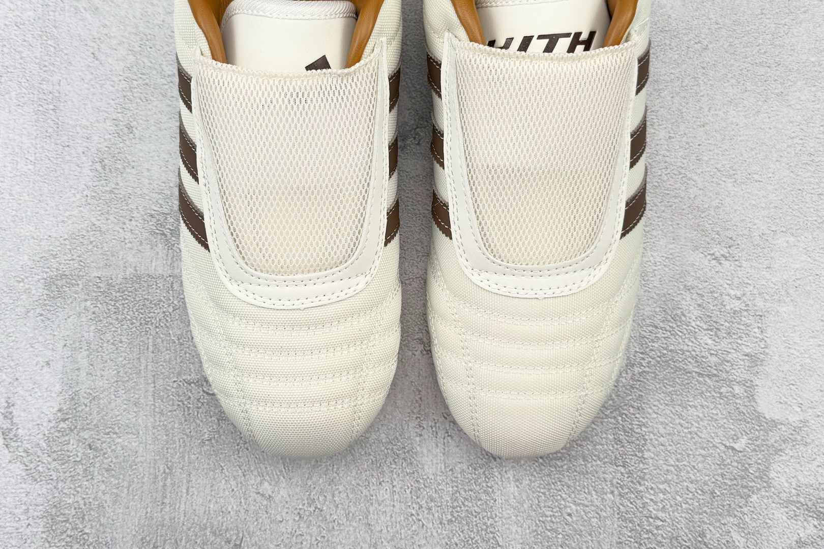 160 出口订单 KITH x adidas TAEKWONDO 白棕 JR7036