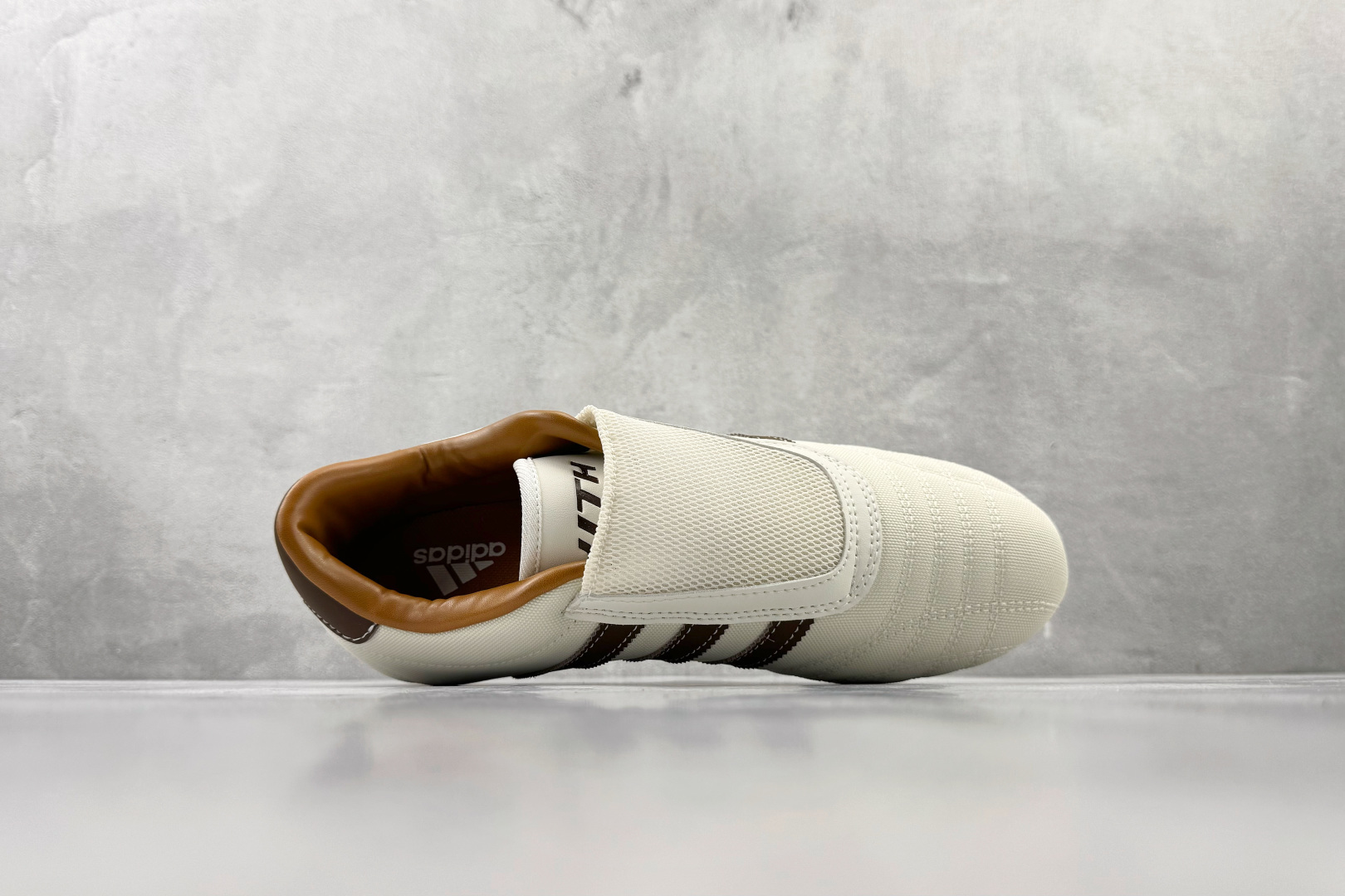 160 出口订单 KITH x adidas TAEKWONDO 白棕 JR7036