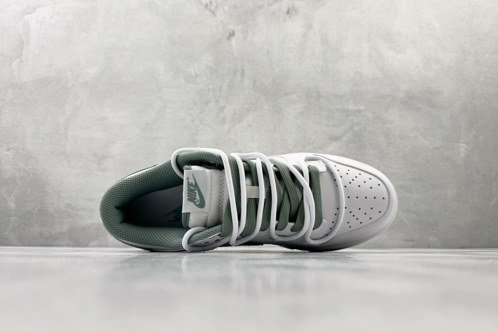 YC 双十一特价双十一特价【定制球鞋】Nike Dunk 雾绿货号：WG0528 102尺码：40 40