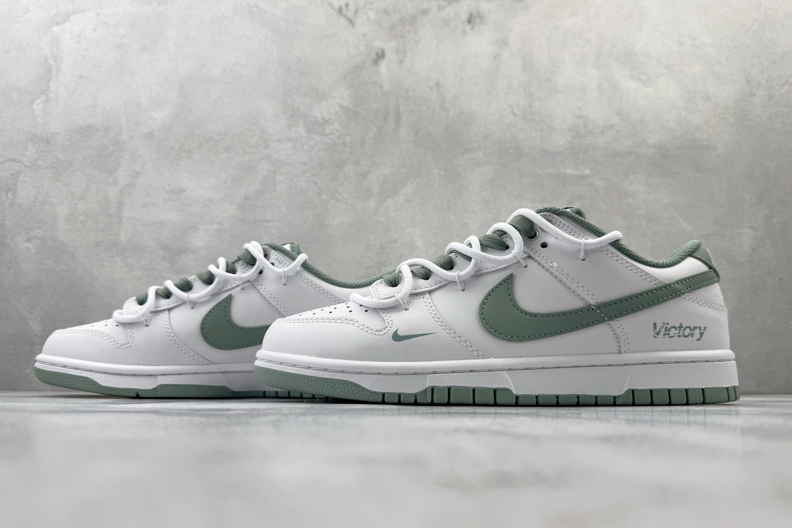 YC 双十一特价双十一特价【定制球鞋】Nike Dunk 雾绿货号：WG0528 102尺码：40 40