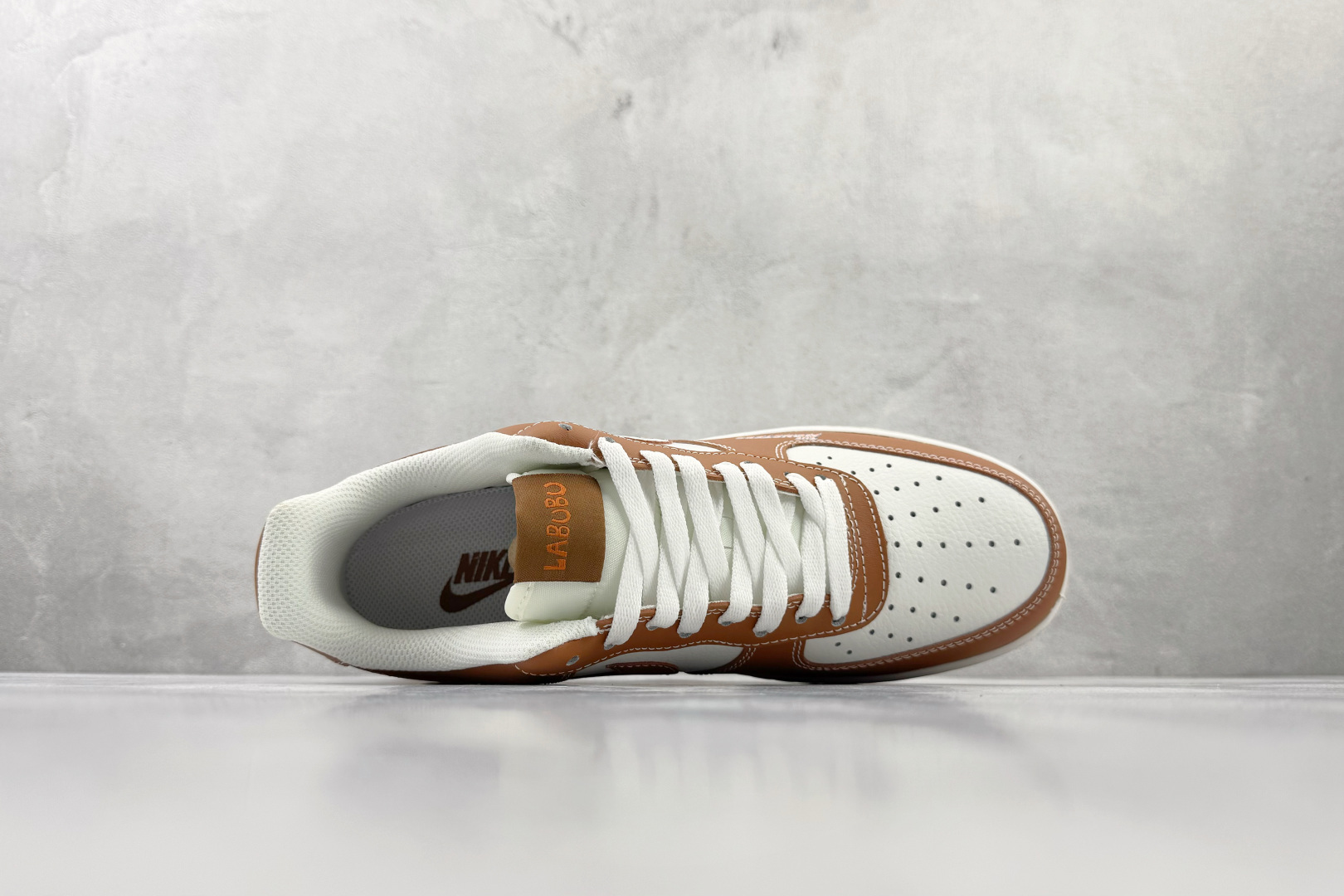 260 Nike Air Force 1 07 labubu 联名 棕白 KJ5188-003