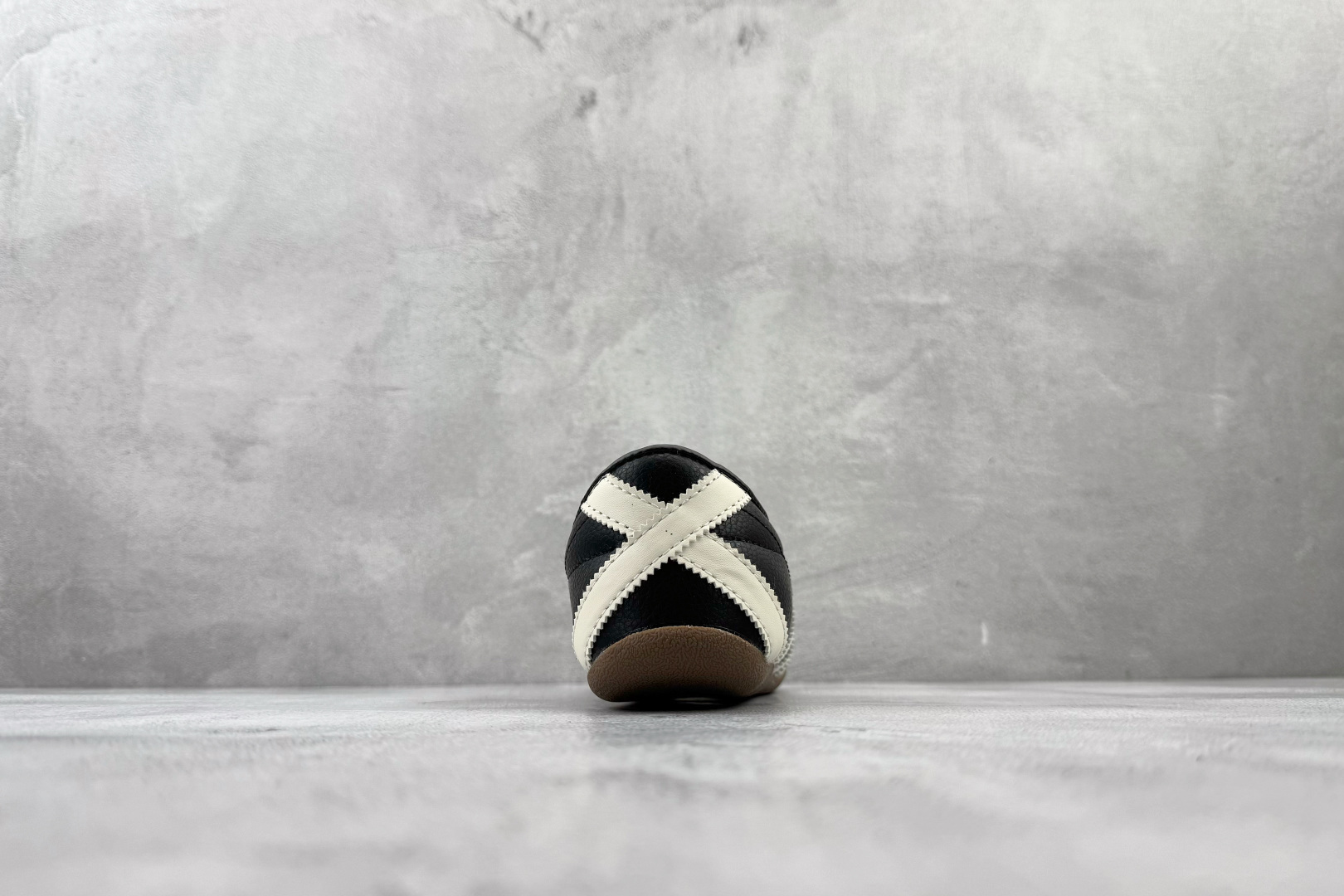 170 出口订单 adidas originals TOKYO 黑色 JQ0598