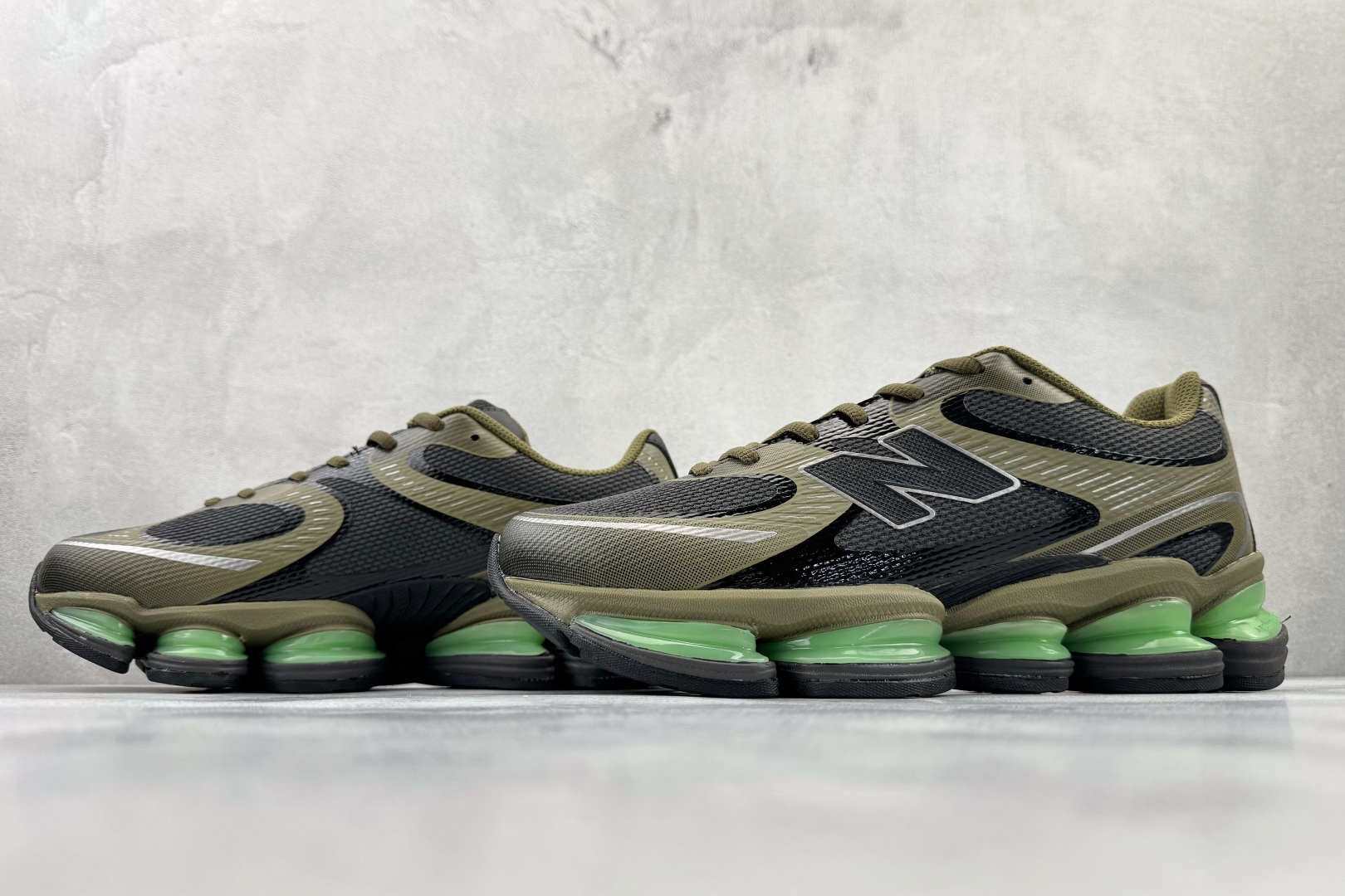 C版大厂出品 New Balance ABZORB 2000 绿黑色 U20006E1